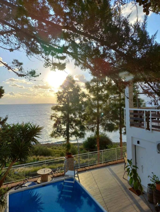 Villa'S Apartment On The Beach, Swimming Pool A/C ปาแลร์โม ภายนอก รูปภาพ