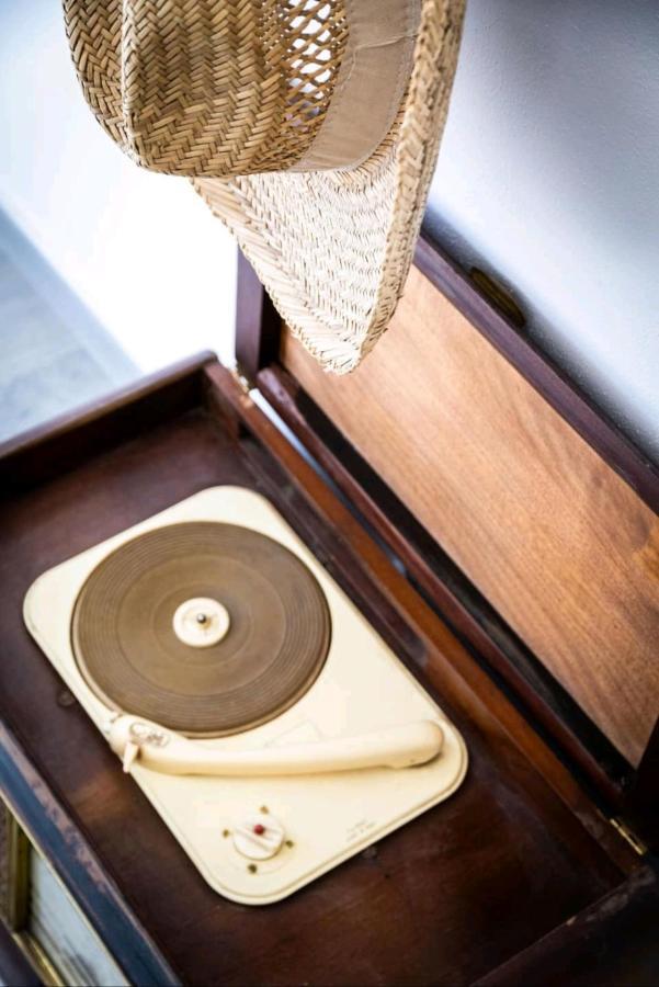 Villa'S Apartment On The Beach, Swimming Pool A/C ปาแลร์โม ภายนอก รูปภาพ