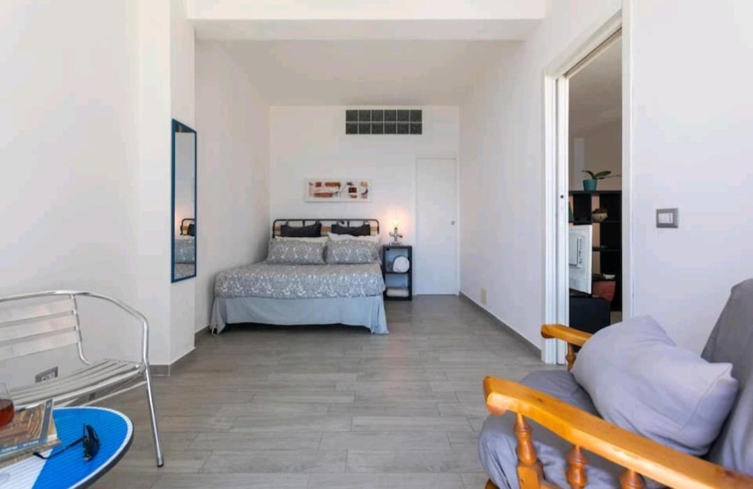 Villa'S Apartment On The Beach, Swimming Pool A/C ปาแลร์โม ภายนอก รูปภาพ
